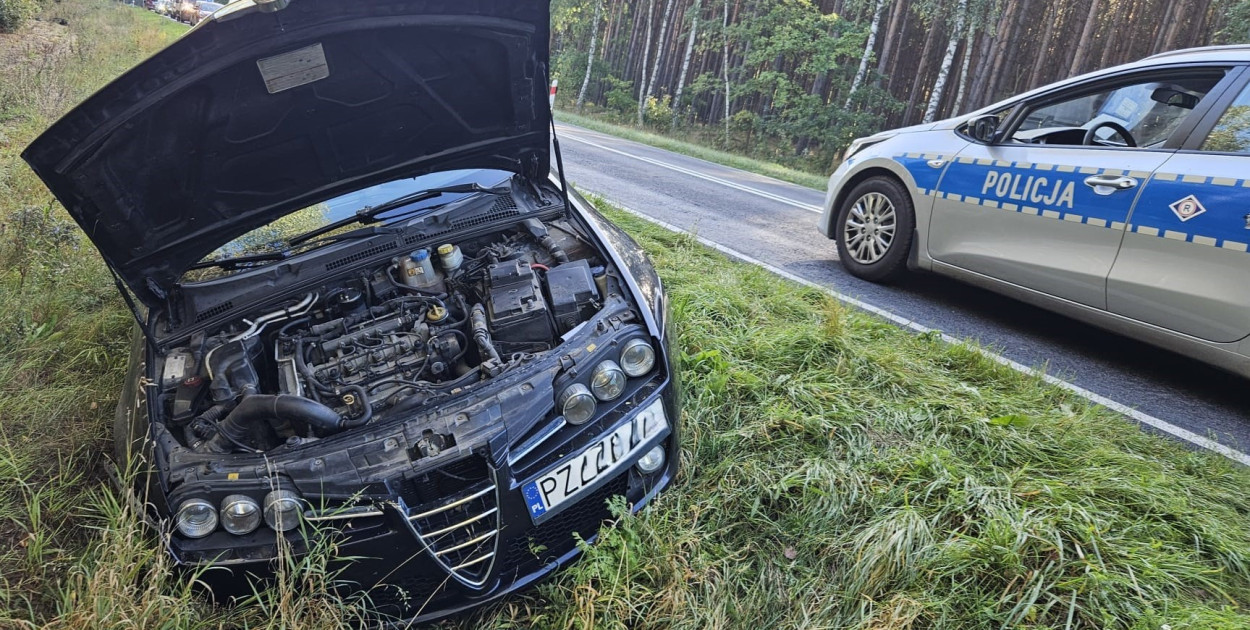 Krajenka - Piła: 20-latek zjechał do przydrożnego rowu. Był pod wpływem alkoholu