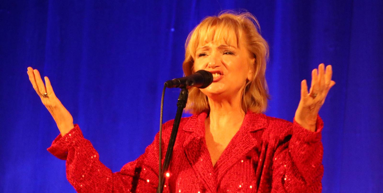 Koncert Katarzyny Żak w Więcborku - Miłosna Osiecka - fot. Ewa Szydeł