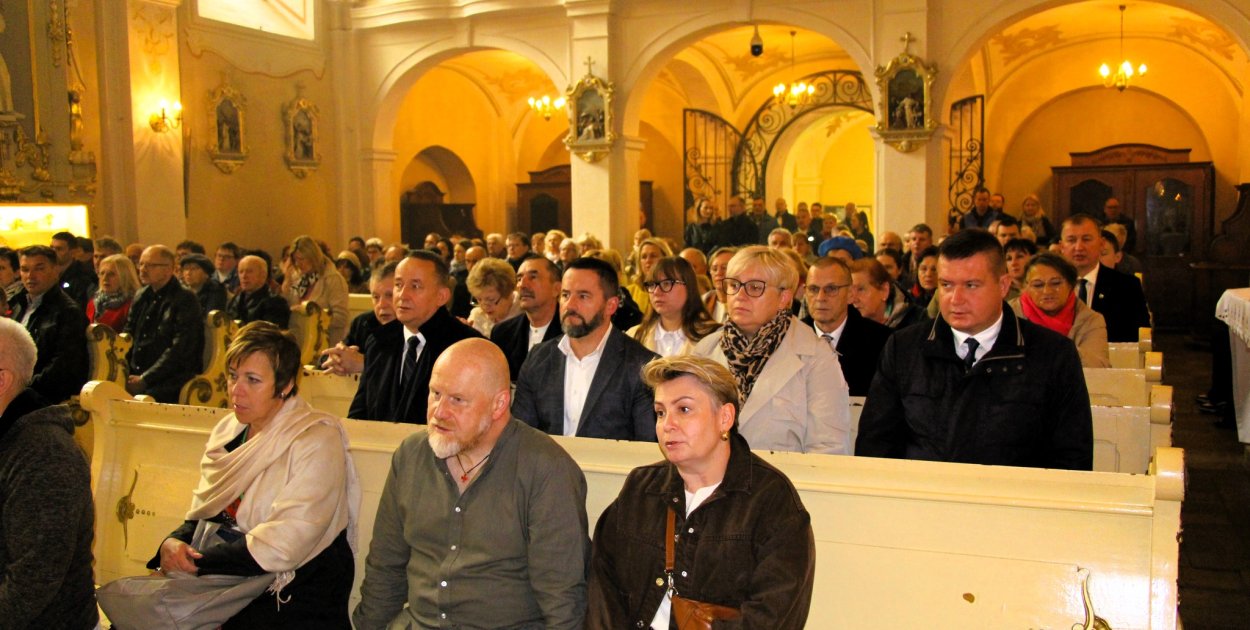 Gmina Łobżenica: Uroczyste zakończenie prac przy zabytkach w Górce Klasztornej - fot. Urząd Miejski Gminy Łobżenica