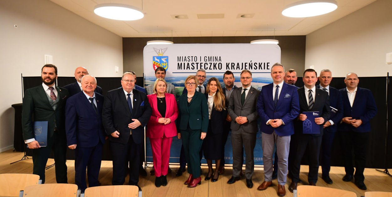 W ramach podpisanych porozumień ustanowiono pięć klastrów energetycznych, których liderami są gmina Białośliwie, Wyrzysk, Łobżenica, Szydłowo i Miasteczko Krajeńskie - fot. Gmina Miasteczko Krajeńskie