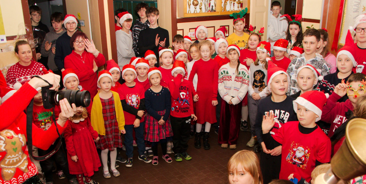 Najmłodsi mieszkańcy Gminy Wyrzysk spotkali się z Mikołajem - fot. UM Wyrzysk