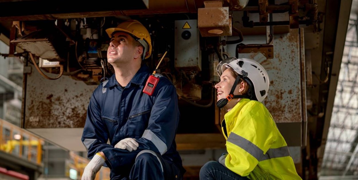 Ochrona BHP hali przemysłowej – Niezbędne wyposażenie - fot. partnera