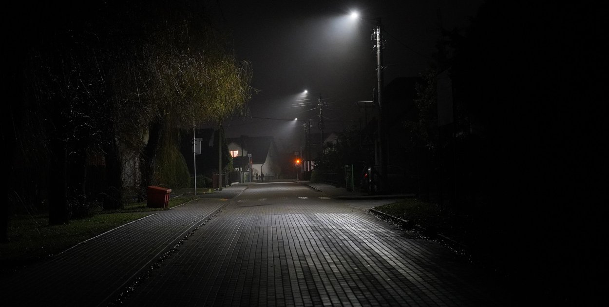 W Sępólnie Krajeńskim zakończyła się epoka oświetlania ulic z wykorzystaniem wiekowych już latarni - fot. Gmina Sępólno Krajeńskie