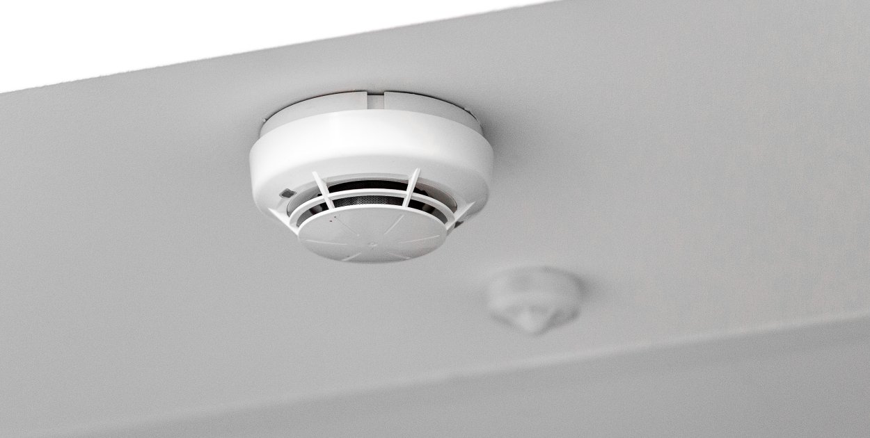 Bezpłatne czujniki dymu i czadu – projekt samorządu województwa - fot. Szymon Zdziebło/tarantoga.pl dla UMWKP