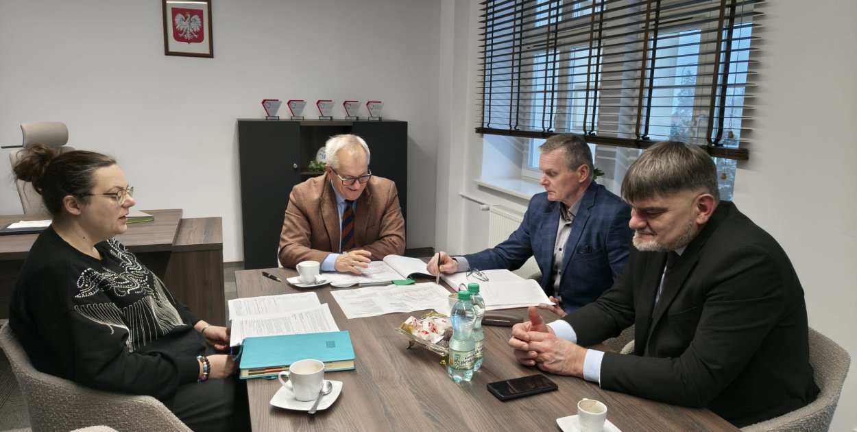 Spotkanie dot. II etapu budowy boiska w LO w Sępólnie Krajeńskim