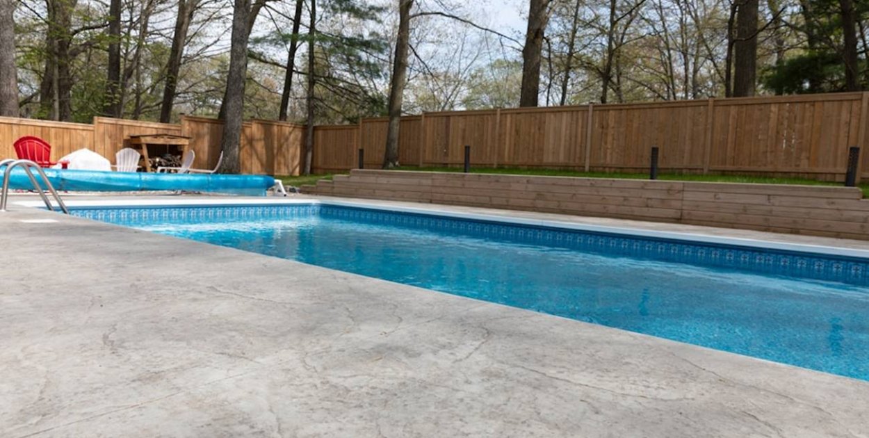 Basen w przydomowym ogrodzie - coraz popularniejszy wybór wśród mieszkańców region