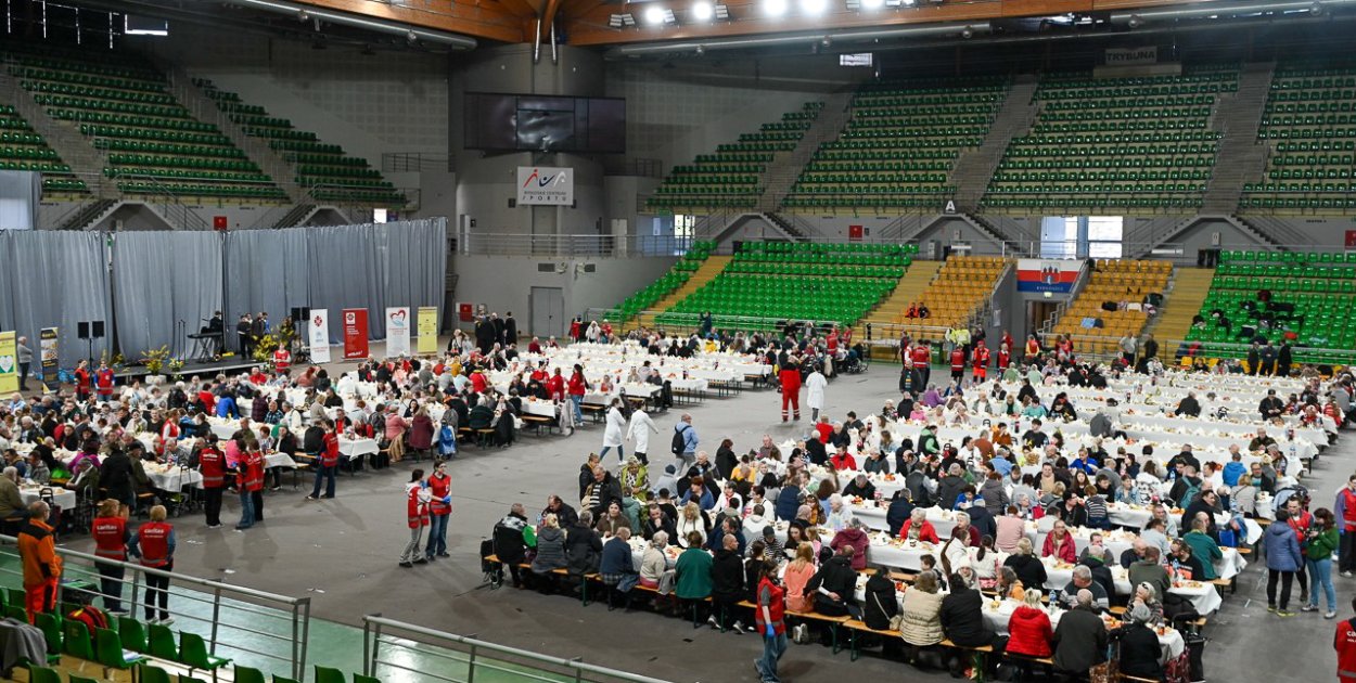 Bydgoska Caritas zaprosiła do stołu świątecznego ponad 1200 osób