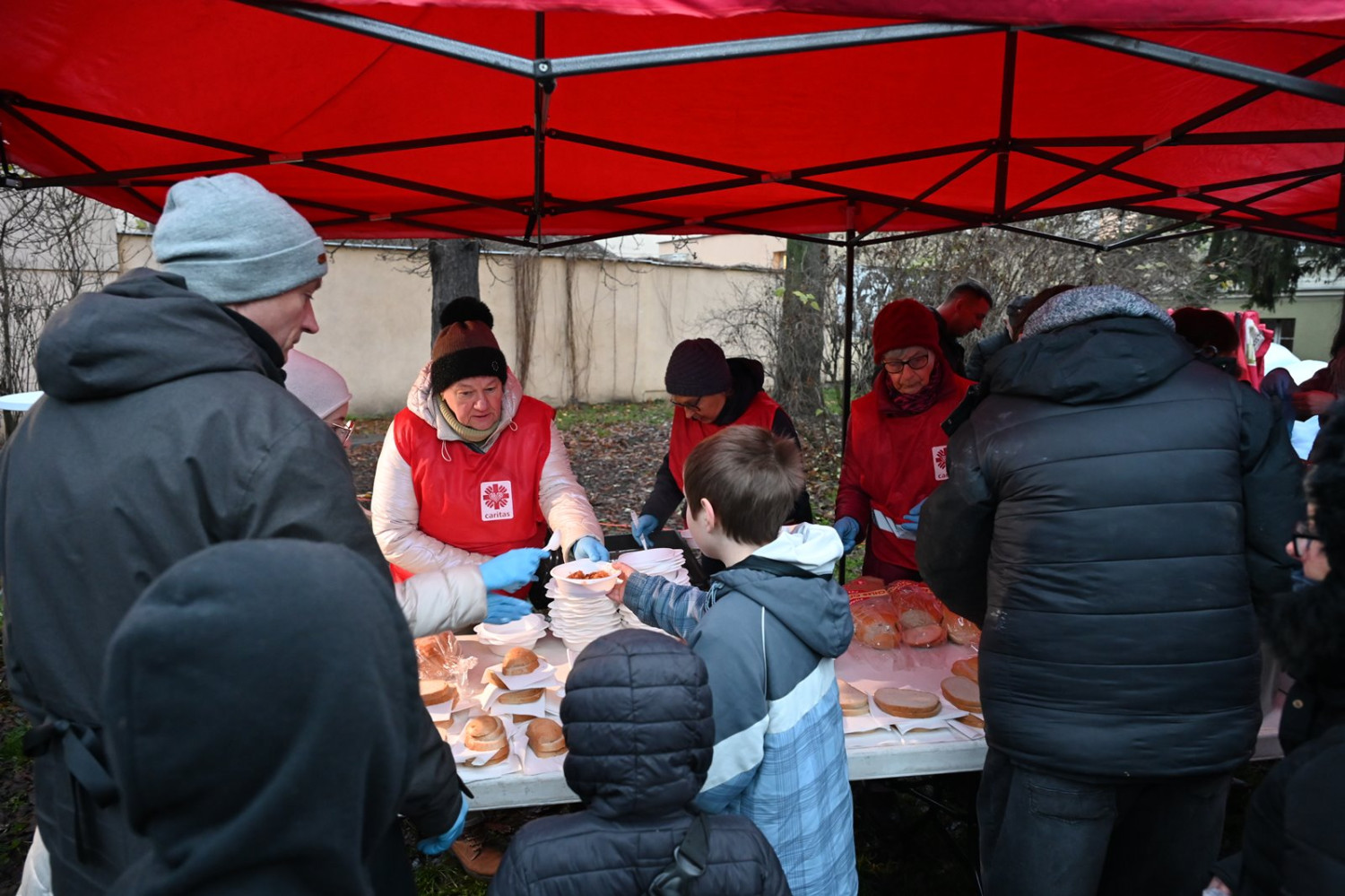 Bydgoszcz Caritas Diecezji Bydgoskiej zaprosiła na Światowy Dzień Ubogich - fot. Diecezja Bydgoska