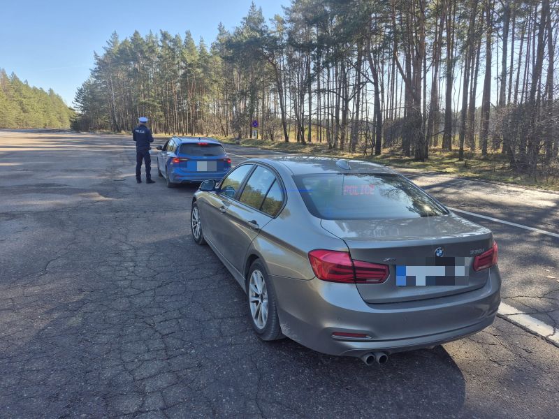 Człuchów - Nowe przepisy już działają. Dwóch kierowców straciło prawa jazdy na DK-25 - fot. KPP Człuchów