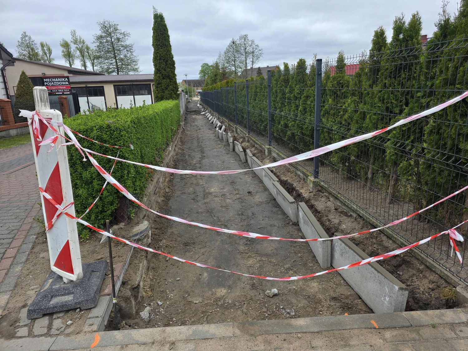 Gmina Krajenka Nowy chodnik w Głubczynie nabiera kształtów - fot. UGiM Krajenka