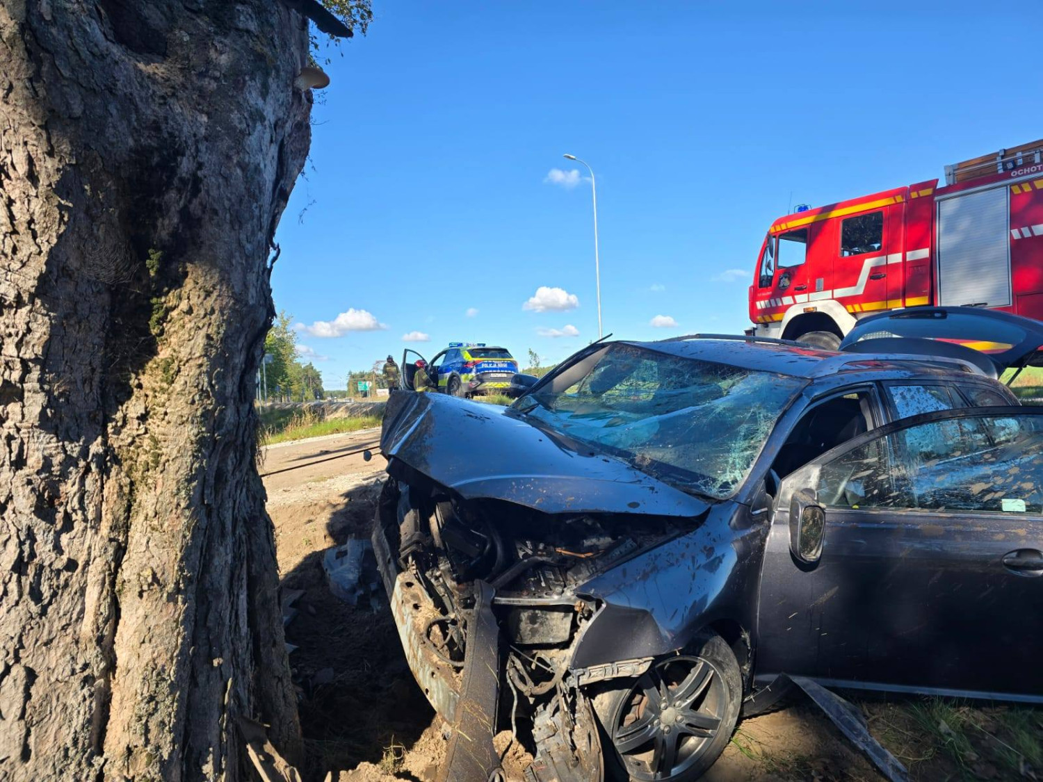 Groźny wypadek na DK 25 w Kamionce - fot. KPP Chojnice
