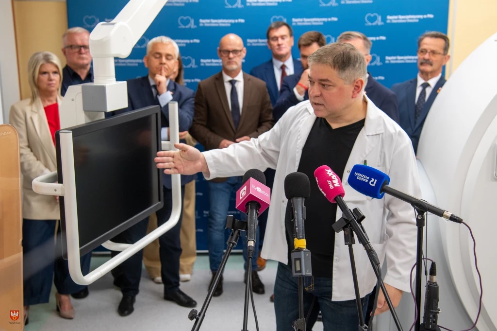 Nowoczesny tomograf i sprzęt diagnostyczny dla Szpitala Specjalistycznego im. Stanisława Staszica w Pile - fot. Powiat Pilski
