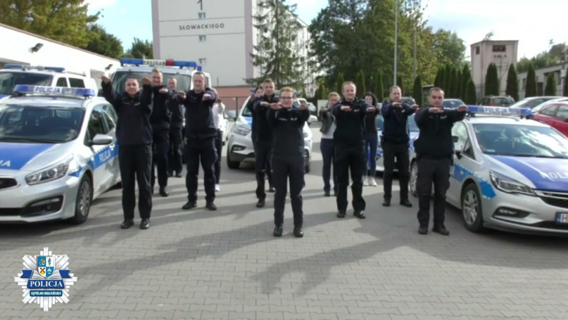Sępoleńscy policjanci dołączyli do ogólnopolskiej akcji #aktywnieDlaZosi